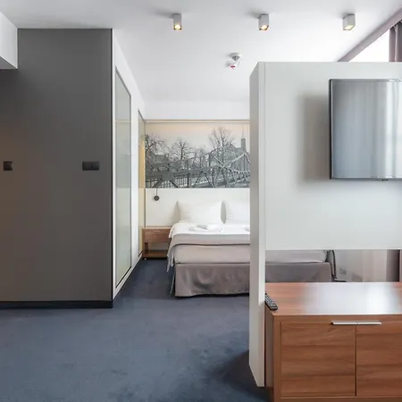 Terminal Hotel