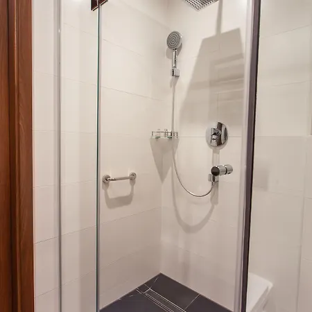Terminal Otel 3*